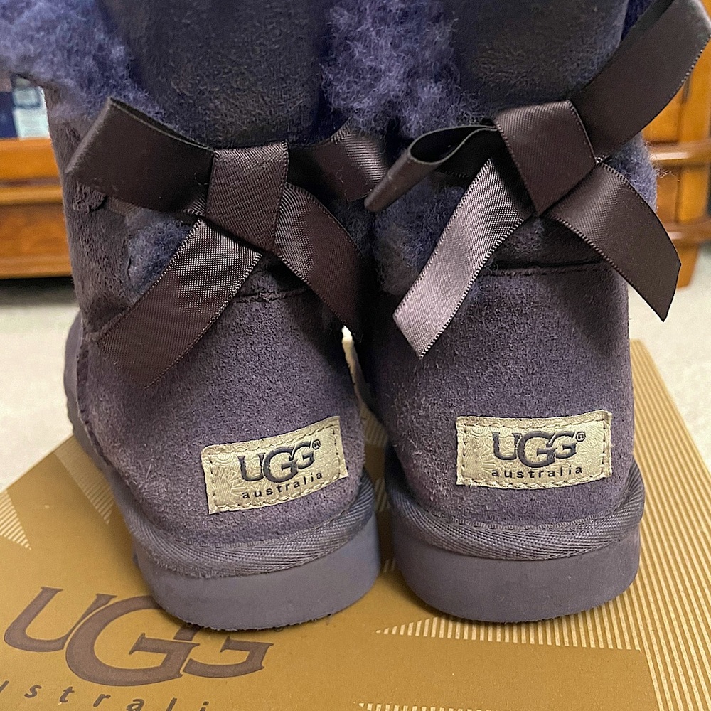 BOWTIE UGG BOOTS